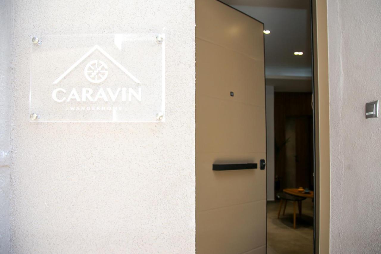 Caravin Wanderhome, 5 Min From Metro Nea Ionia 아테네 외부 사진