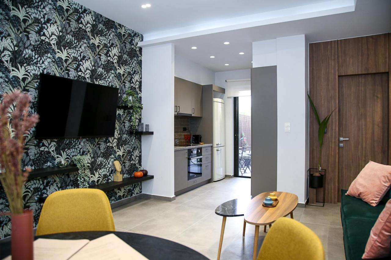 Caravin Wanderhome, 5 Min From Metro Nea Ionia 아테네 외부 사진
