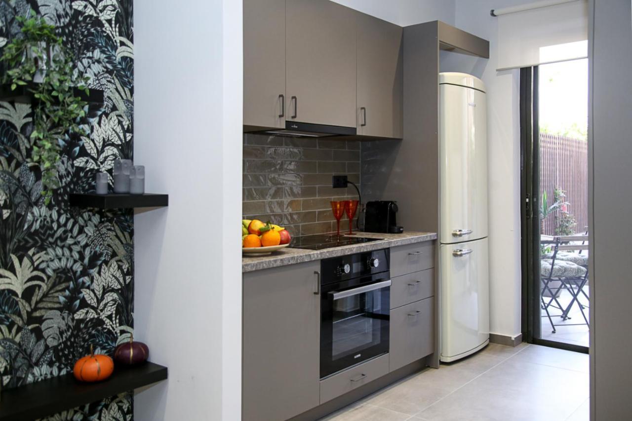 Caravin Wanderhome, 5 Min From Metro Nea Ionia 아테네 외부 사진