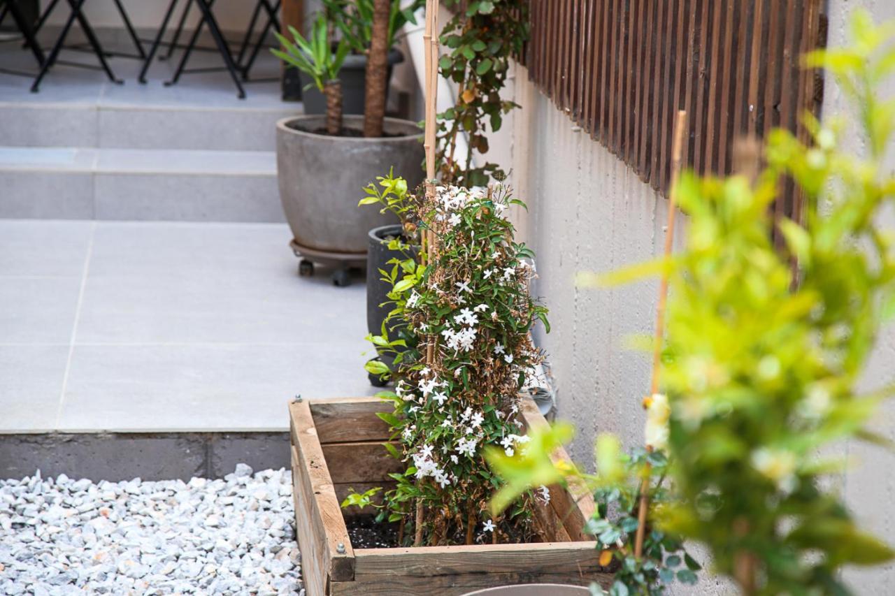 Caravin Wanderhome, 5 Min From Metro Nea Ionia 아테네 외부 사진