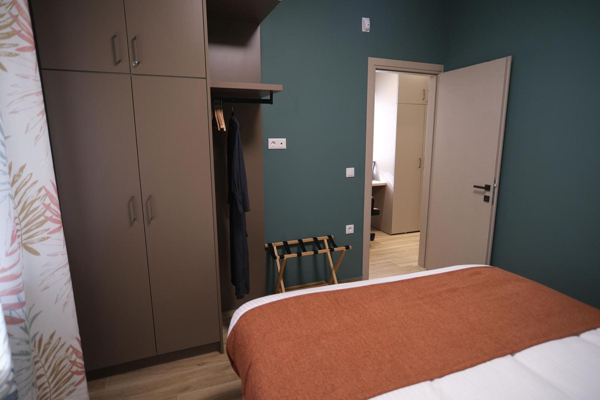 Caravin Wanderhome, 5 Min From Metro Nea Ionia 아테네 외부 사진